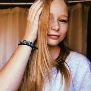 Meet your Posher, Alyssa